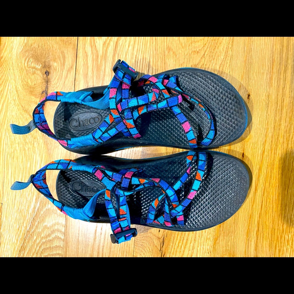 Girls Size 4 Chaco Sandal